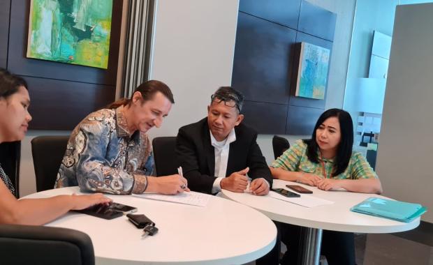 With Poland Investors